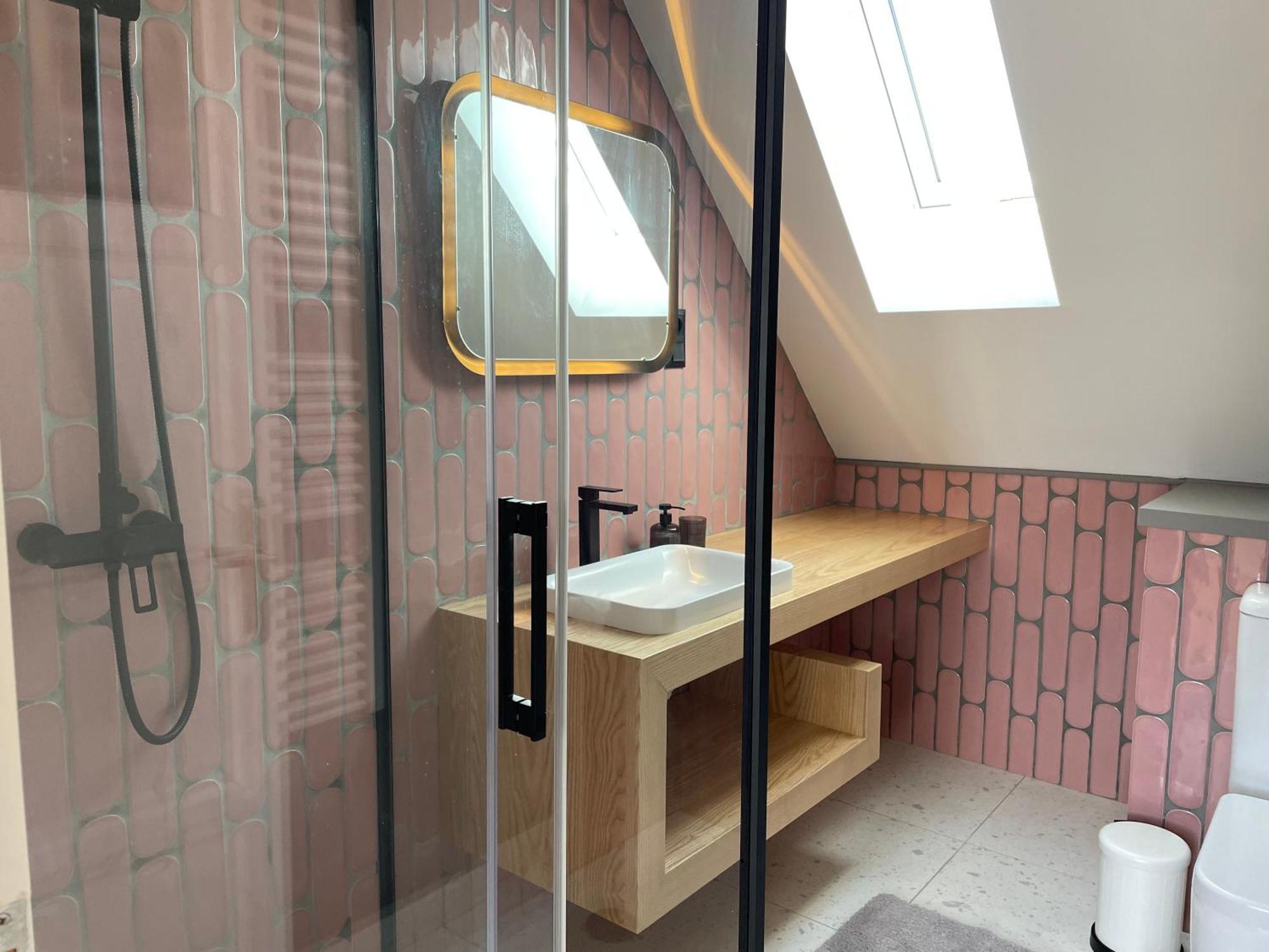 Frida Apartman, Exkluziv Varpanoramaval, A Belvaros Sziveben, Ingyenes Parkolassal Veszprem Luaran gambar